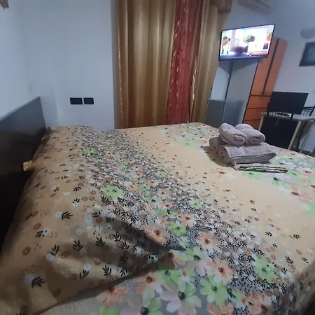 Lägenhet Lovely Appartament 1-3 *